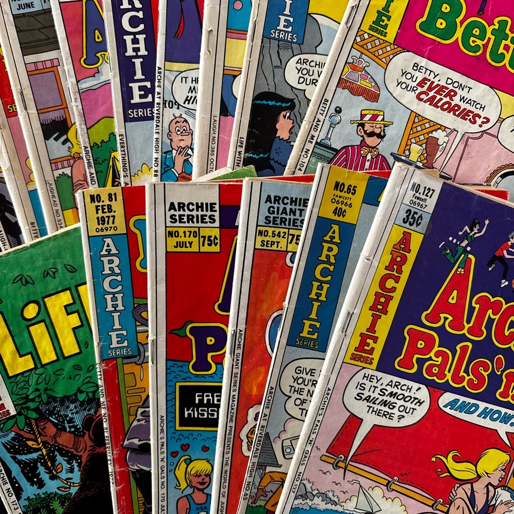 VINTAGE 15pcs Bundle of 70-80s Archie Comic Magazines